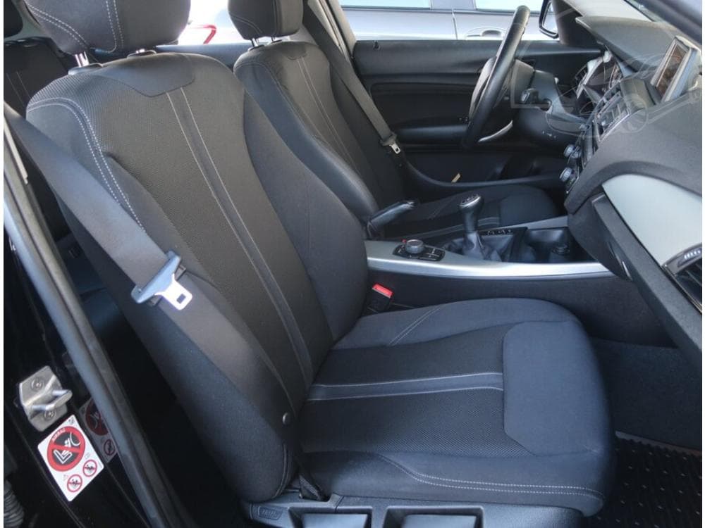 2016 BMW 1-Series - 9