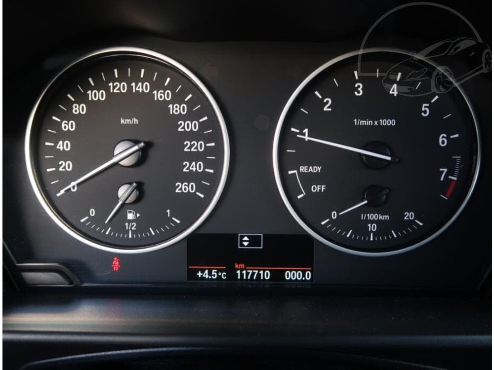 2016 BMW 1-Series - 11