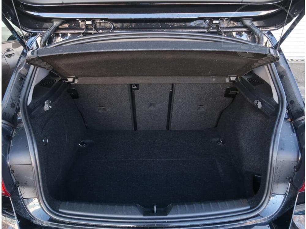 2016 BMW 1-Series - 14