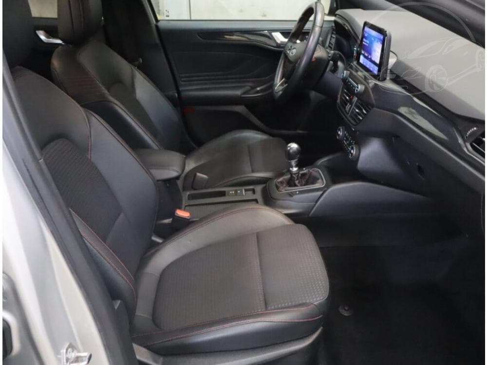 2020 Ford FOCUS - 9