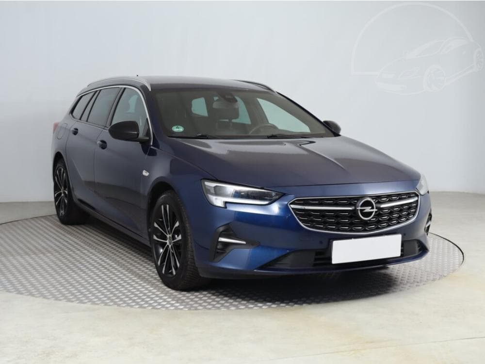 Opel Insignia 2.0 CDTI, 4X4, Automat, ČR