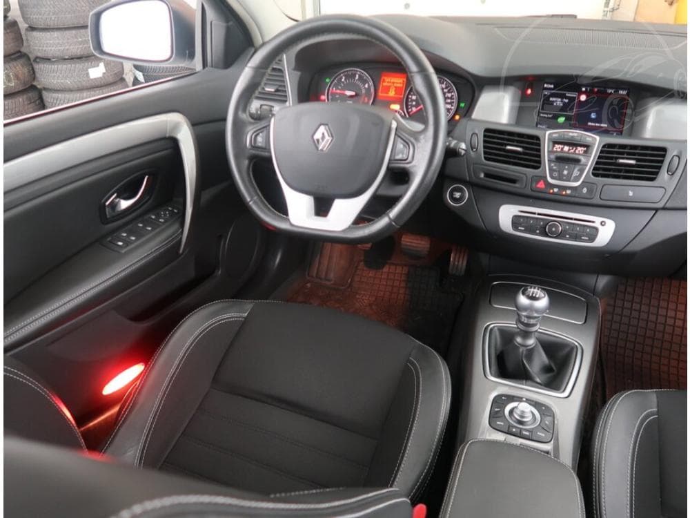 2015 Renault LAGUNA - 7