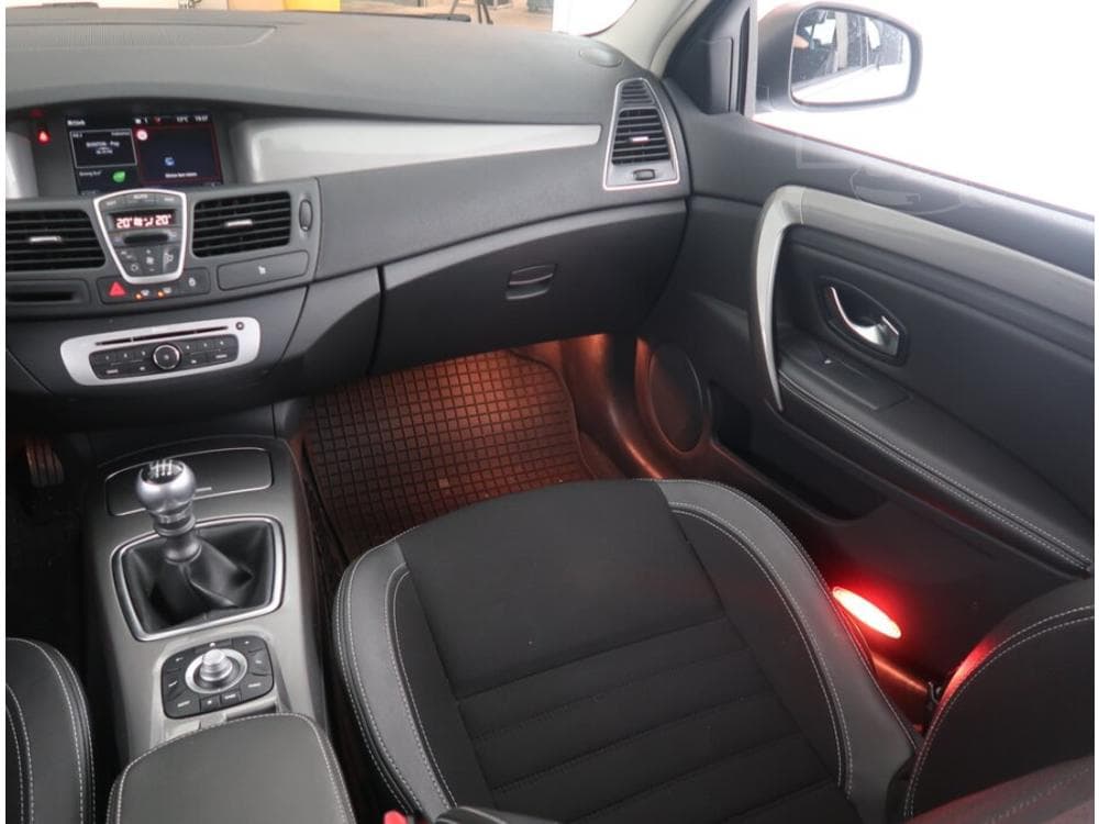2015 Renault LAGUNA - 8