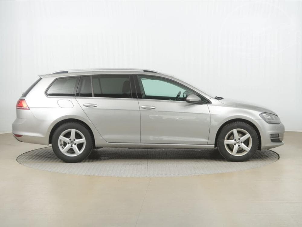 2014 Volkswagen GOLF - 26