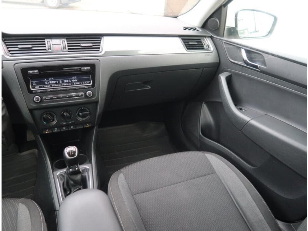 2013 Škoda RAPID - 8