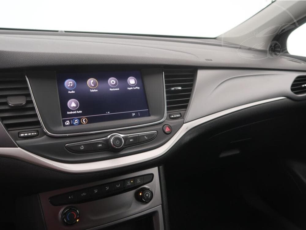 2020 Opel ASTRA - 12