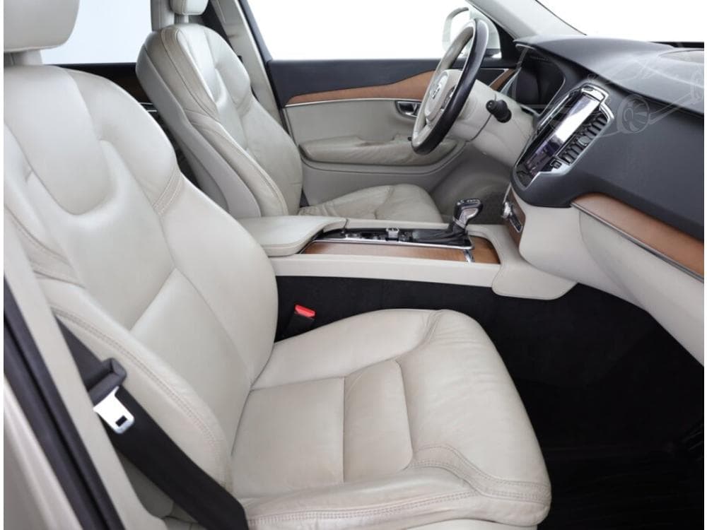 2015 Volvo XC90 - 13
