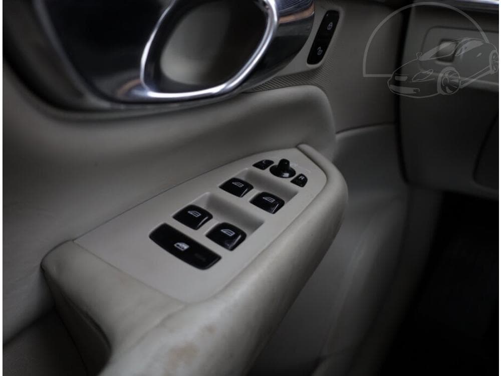 2015 Volvo XC90 - 25
