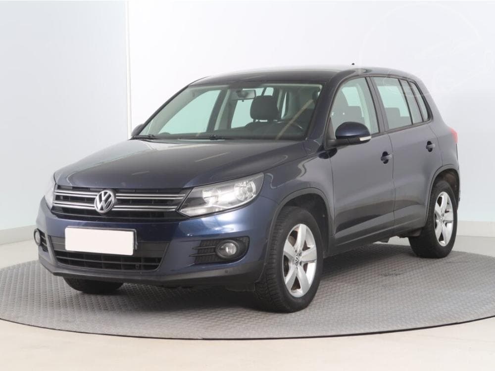 2012 Volkswagen TIGUAN - 2