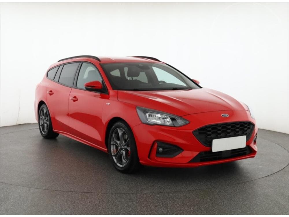 Ford Focus 1.0 MHEV, ST-Line, ČR,1.maj