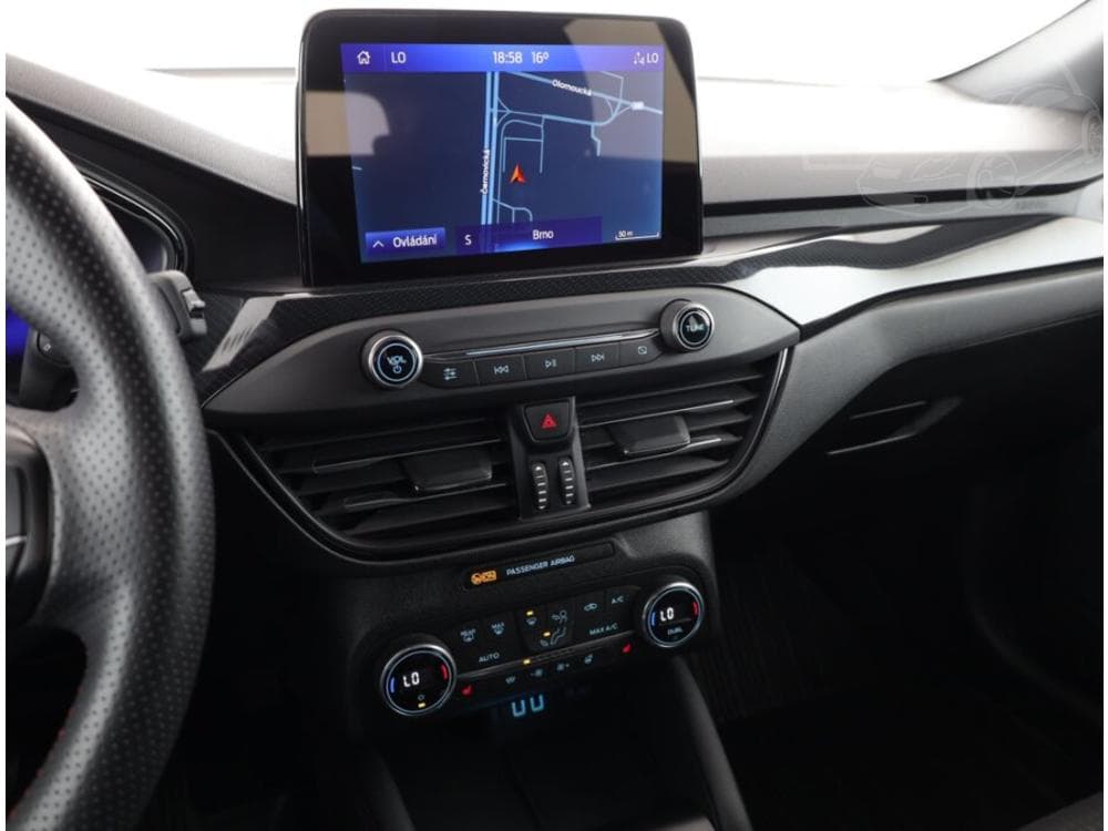 2021 Ford Focus - 10