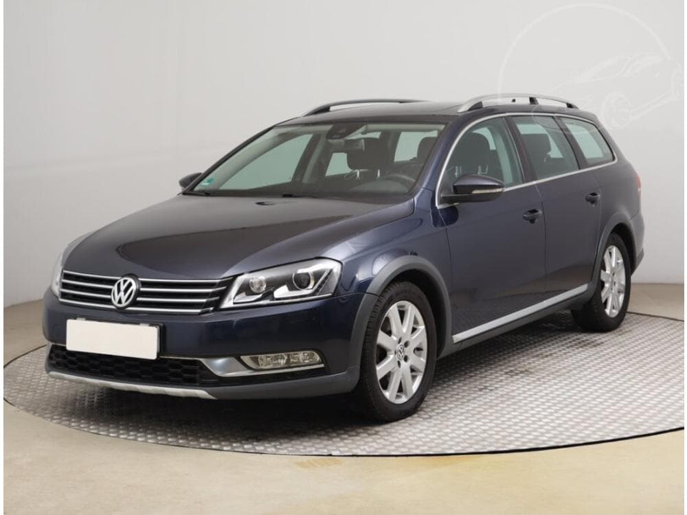 2012 Volkswagen PASSAT - 2