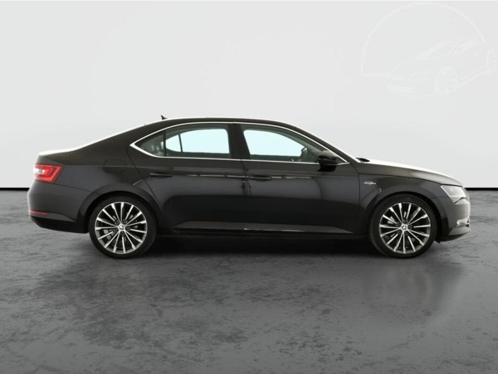 2015 Škoda SUPERB - 16