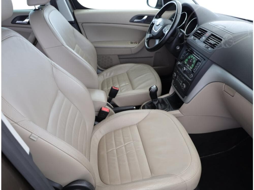2012 Škoda YETI - 13