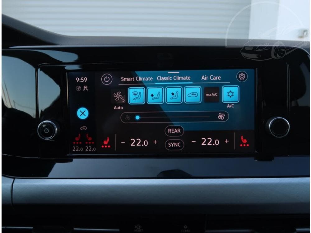 2020 Volkswagen Golf - 15