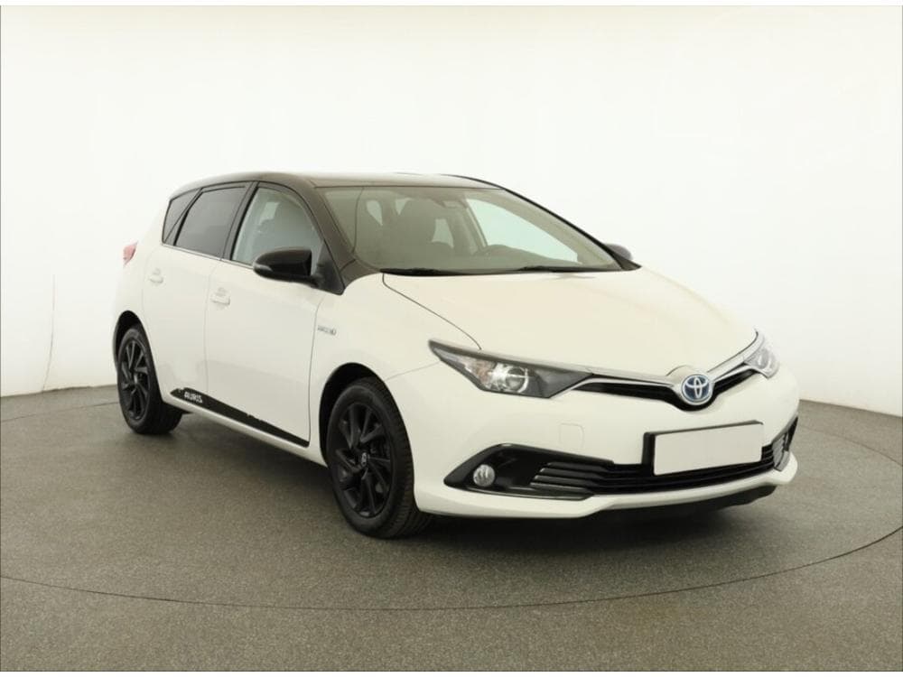 Toyota Auris Hybrid, Automat, Navi