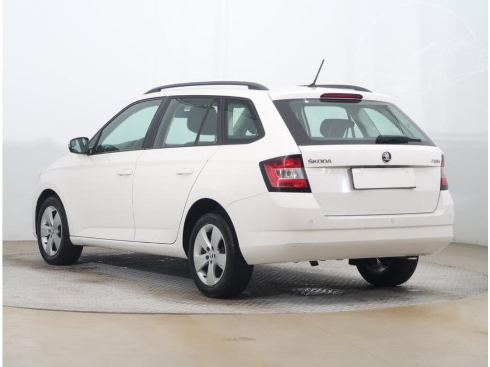 2016 Škoda FABIA - 4