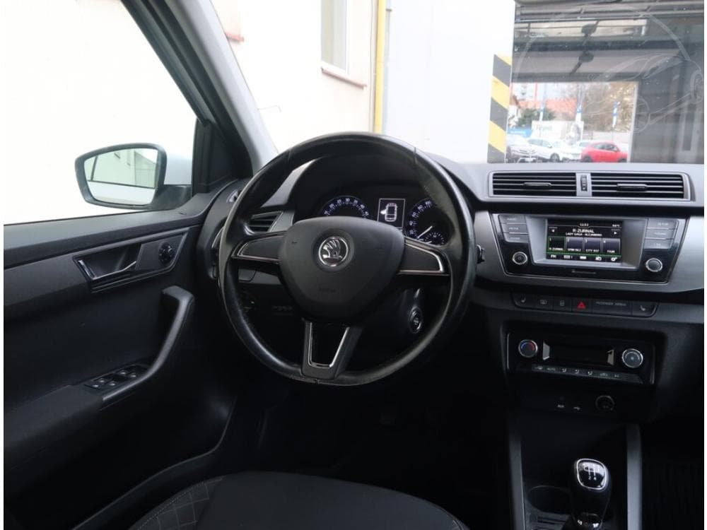 2016 Škoda FABIA - 7