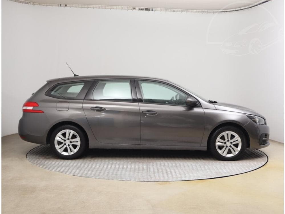 2021 Peugeot 308 - 6