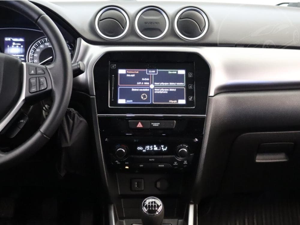 2018 Suzuki Vitara - 10