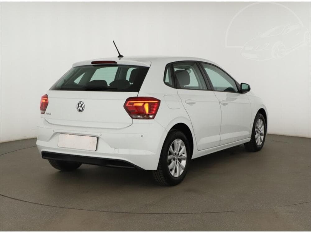 2019 Volkswagen POLO - 13
