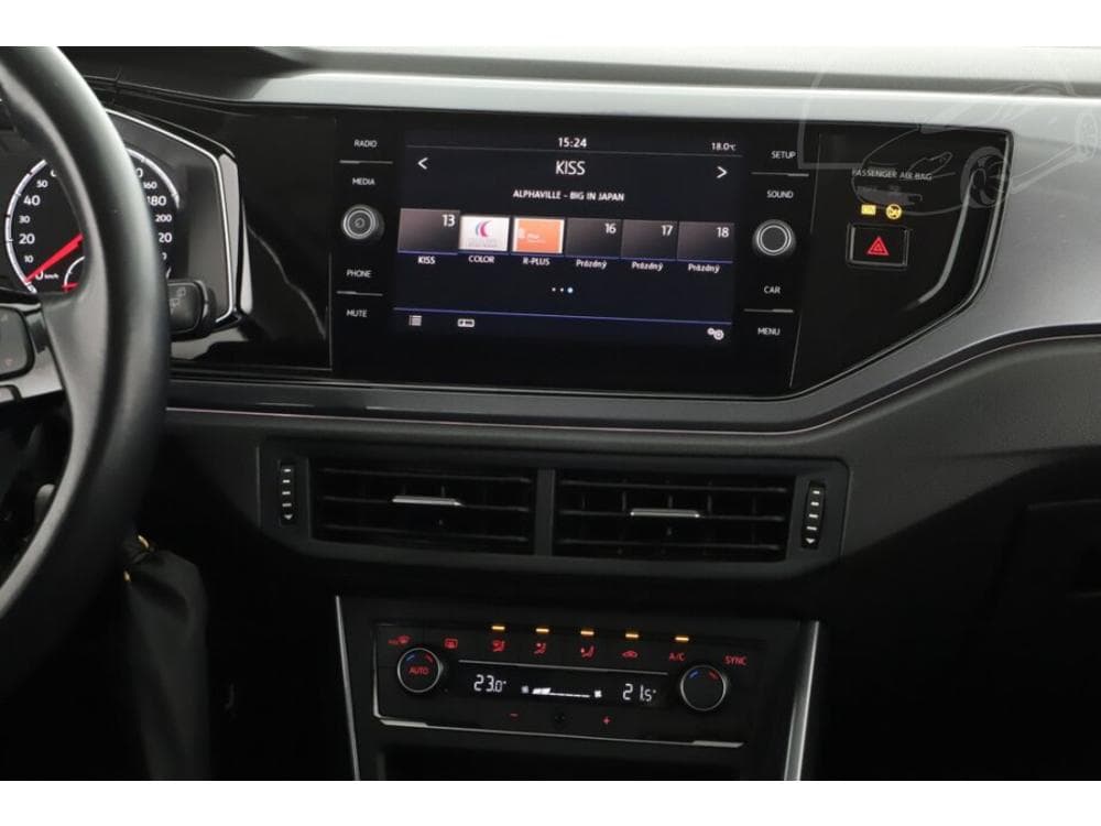 2019 Volkswagen POLO - 25