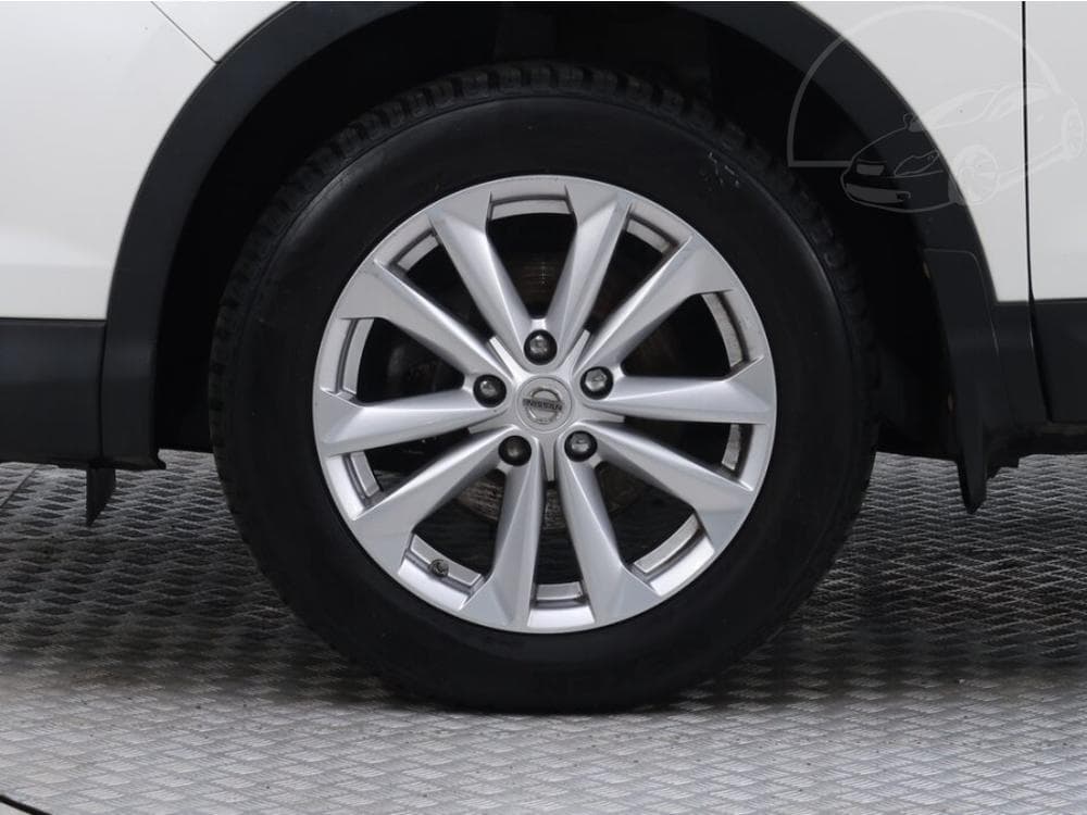 2014 Nissan Qashqai - 15