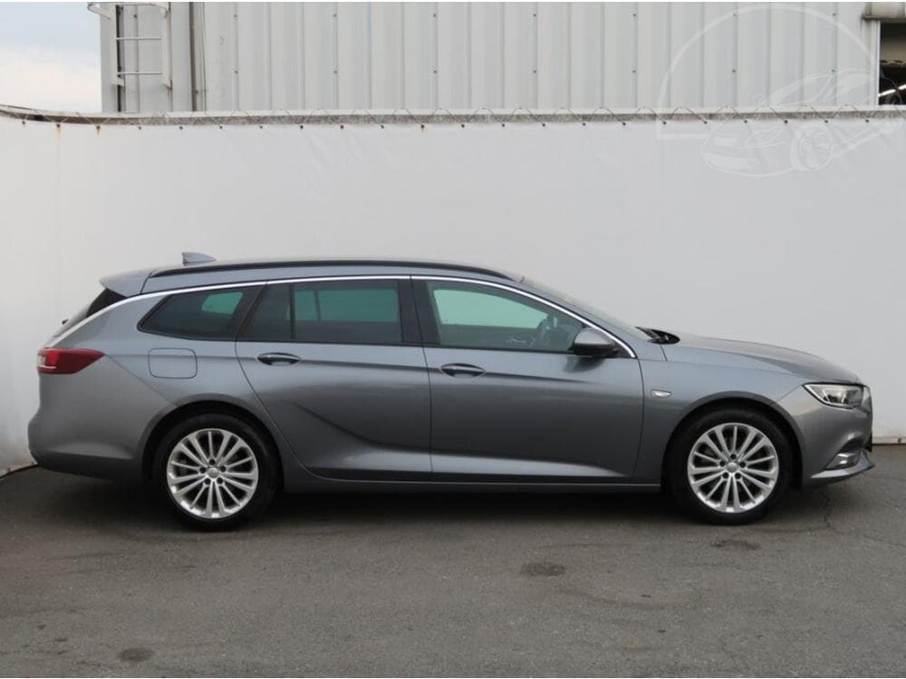 2017 Opel Insignia - 6