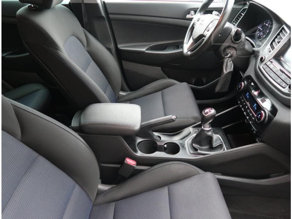 2015 Hyundai Tucson - 9