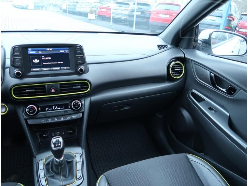 2018 Hyundai KONA - 15