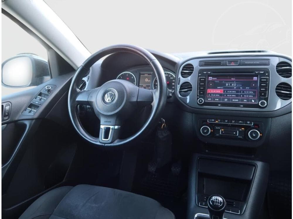 2012 Volkswagen TIGUAN - 7