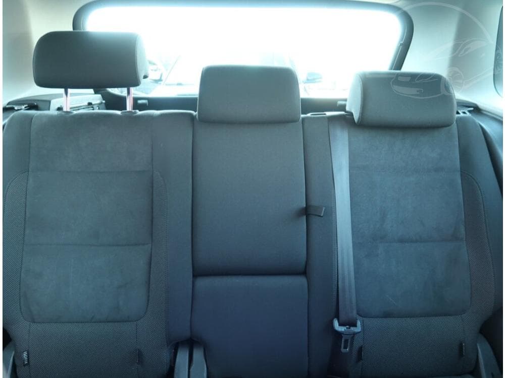 2012 Volkswagen TIGUAN - 10