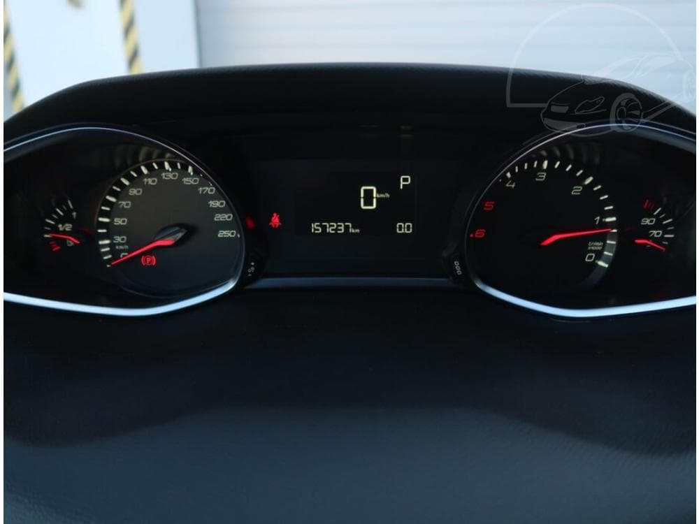 2019 Peugeot 308 - 11