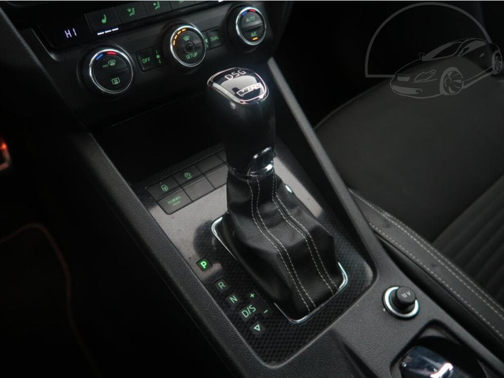 2015 Škoda OCTAVIA - 25