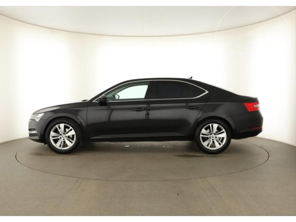 2019 Škoda SUPERB - 5