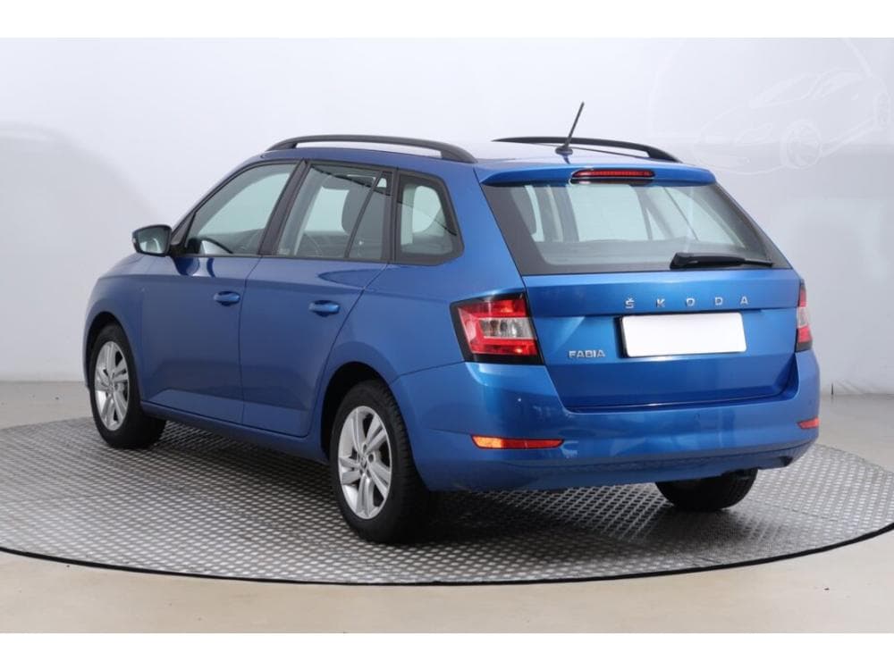 2022 Škoda FABIA - 4