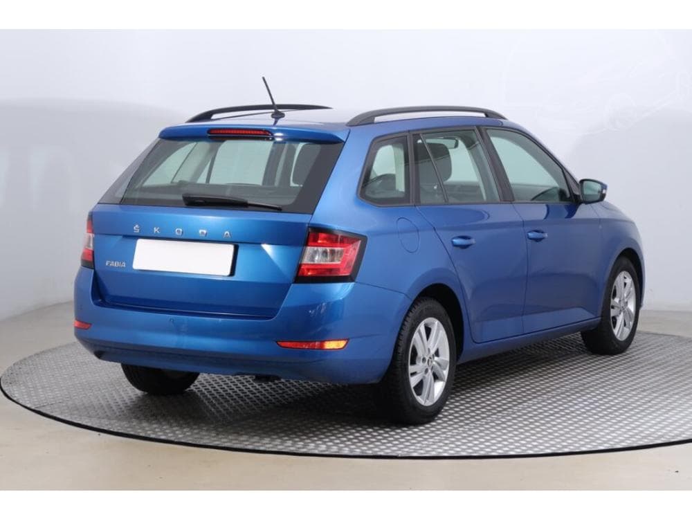 2022 Škoda FABIA - 5