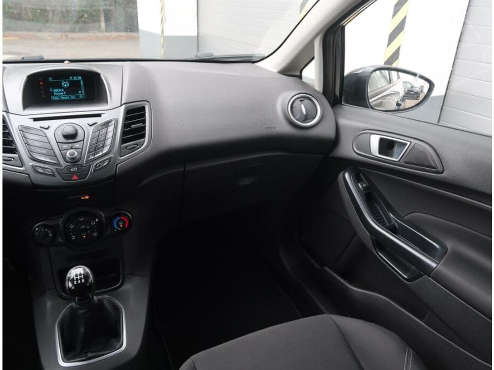 2014 Ford FIESTA - 8