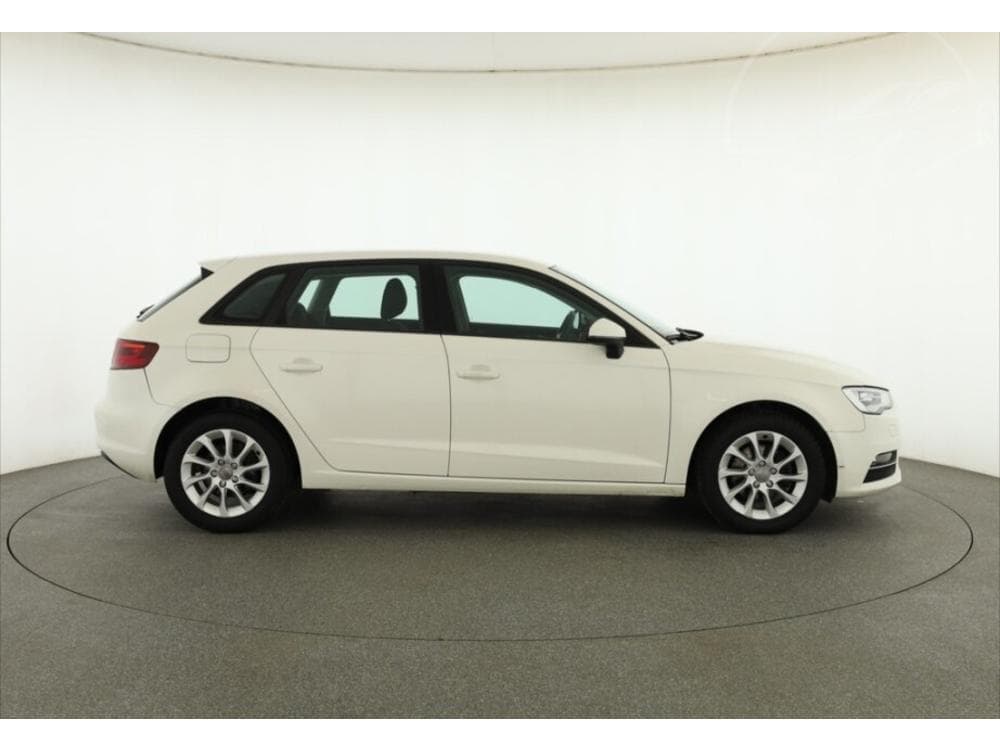 2015 Audi A3 - 6