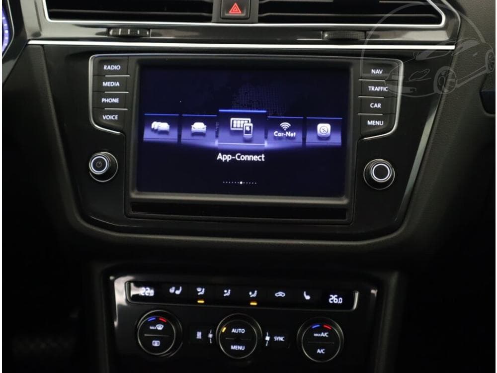 2017 Volkswagen Tiguan - 15