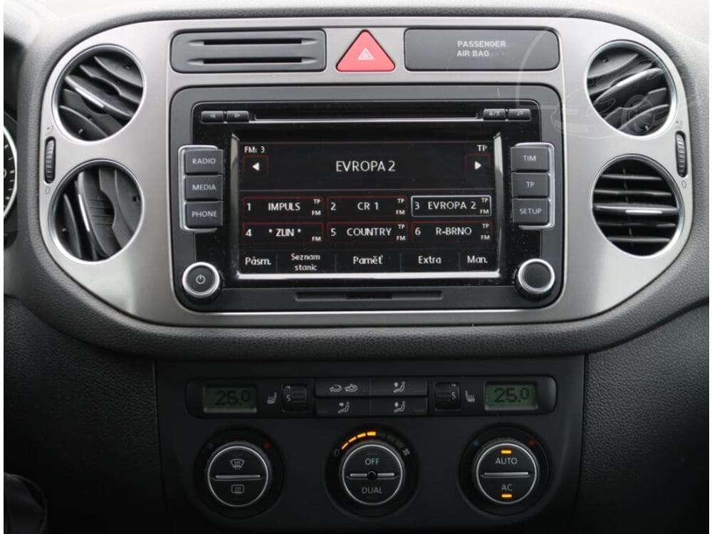 2009 Volkswagen Tiguan - 23