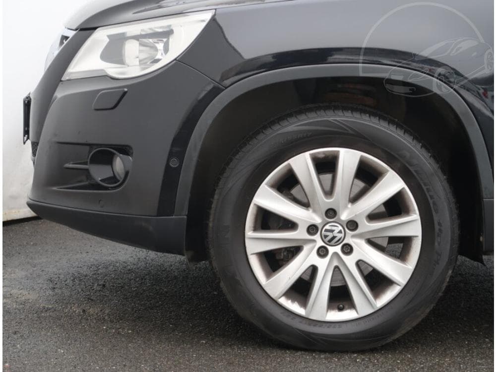 2009 Volkswagen Tiguan - 29