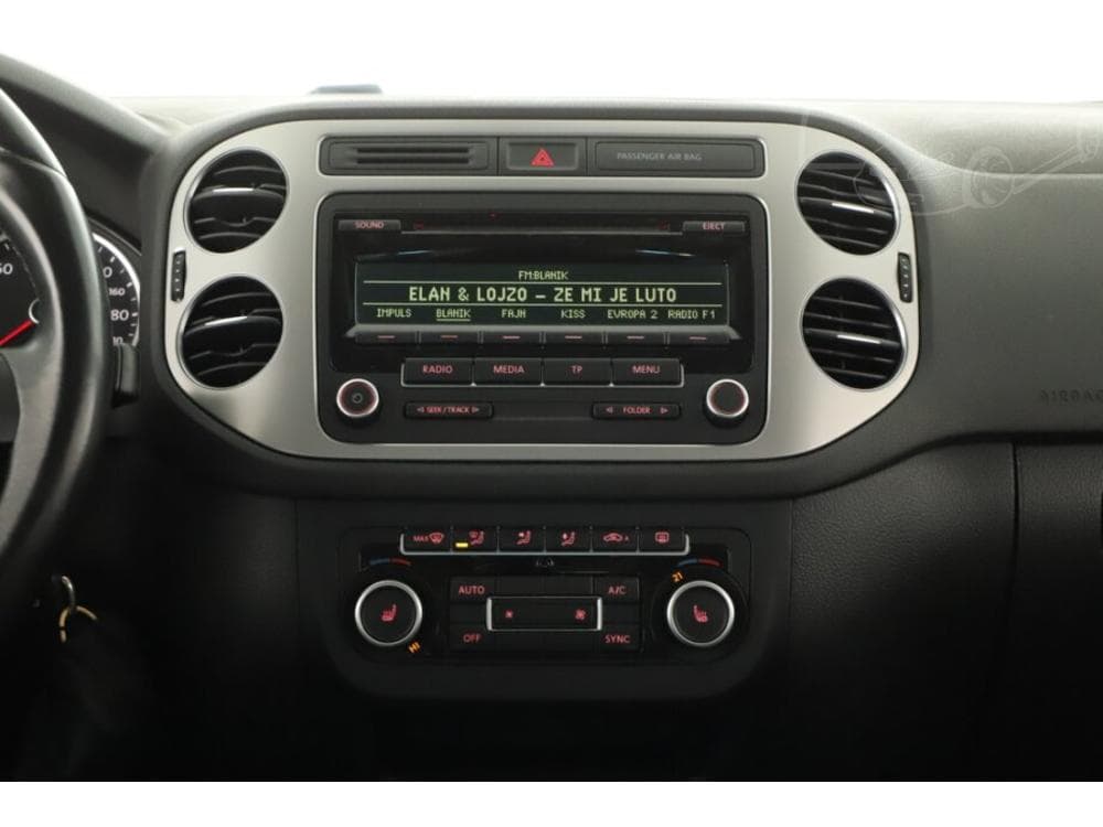 2013 Volkswagen Tiguan - 17