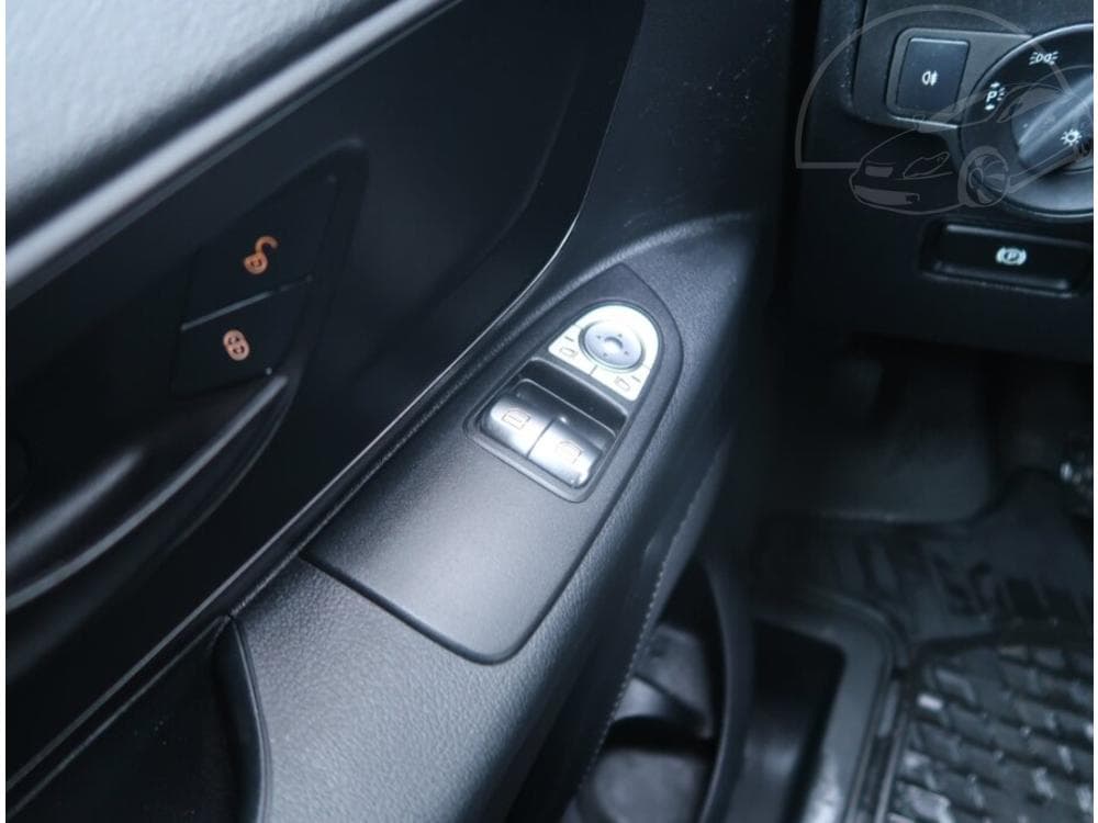 2020 Mercedes-Benz VITO - 14