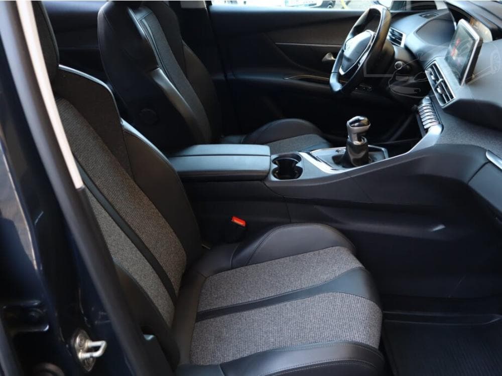 2019 Peugeot 3008 - 7