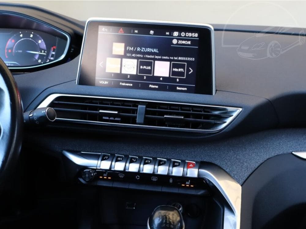 2019 Peugeot 3008 - 10