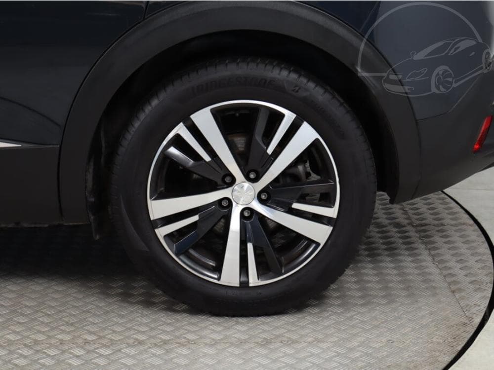 2019 Peugeot 3008 - 13