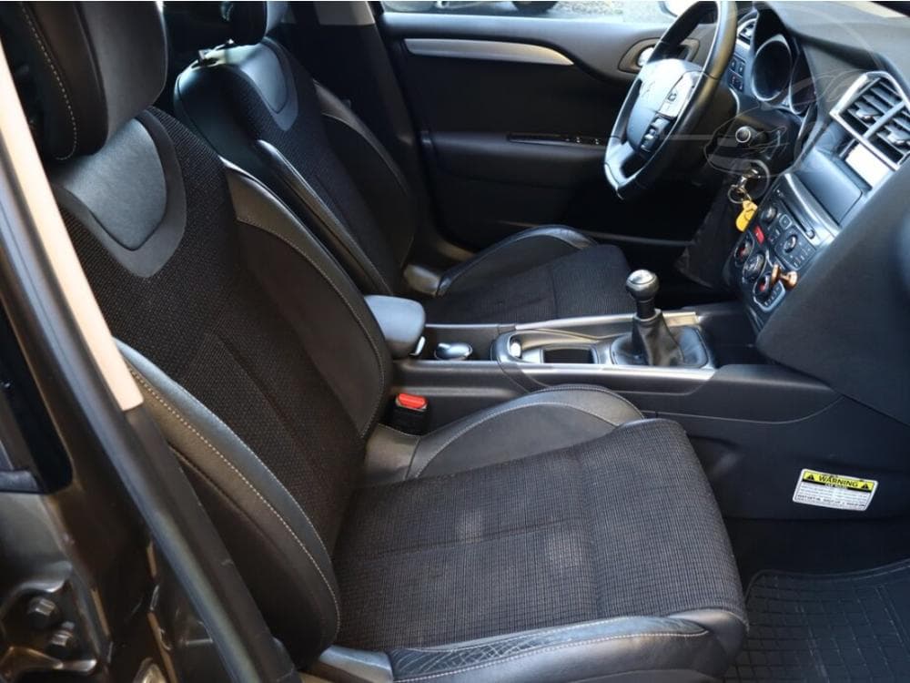 2013 Citroen C4 - 25