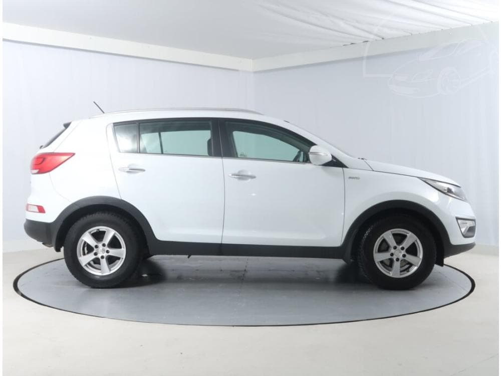 2016 Kia SPORTAGE - 16