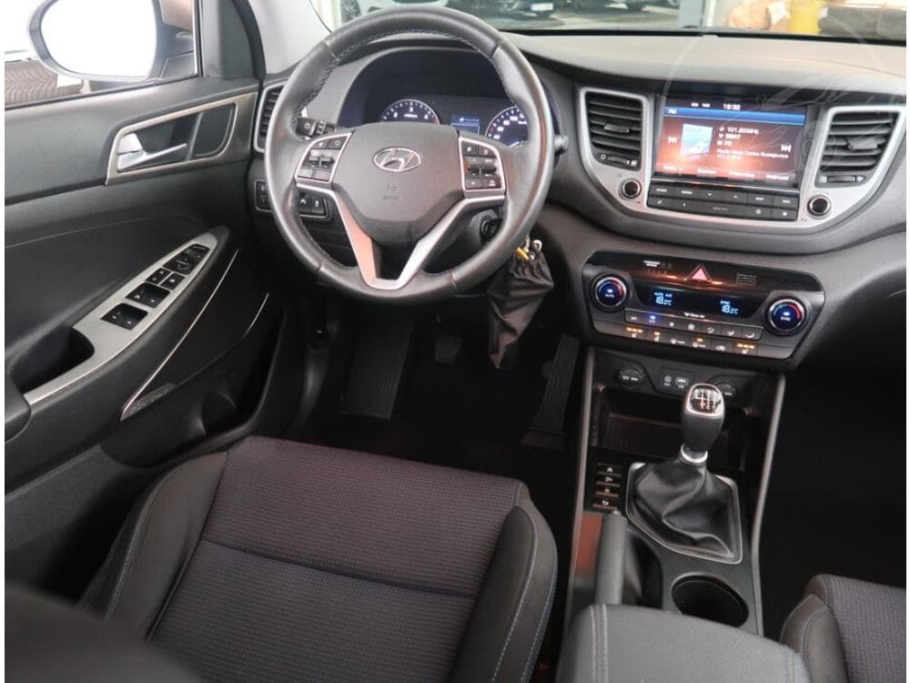 2016 Hyundai TUCSON - 7